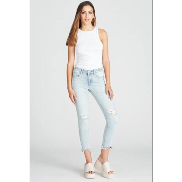 Vigoss Women's Marley Mid Rise Skinny Distressed Denim Jeans Size 26 Blue NWT - Picture 1 of 8